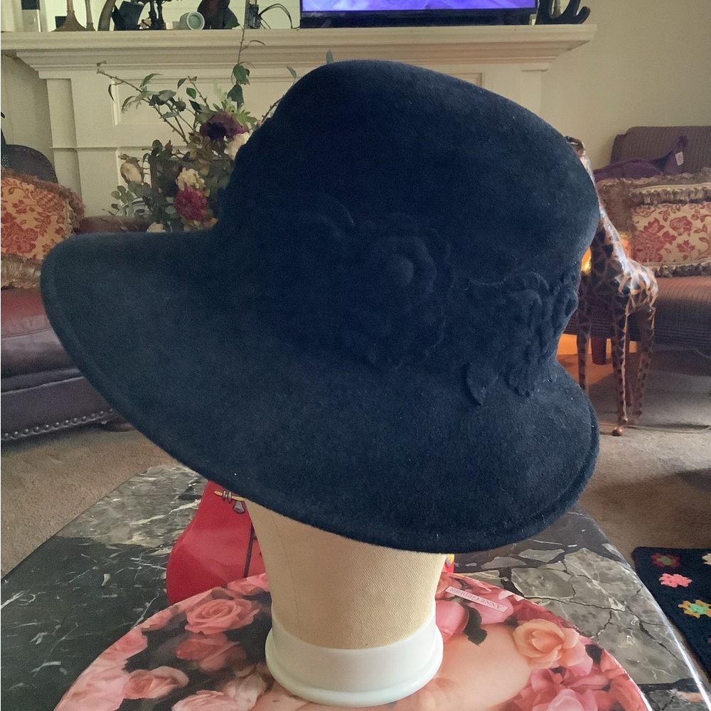 Vintage Louise Green Black wide brim cloche pure wool hat